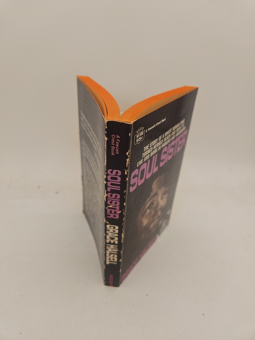 Soul Sister White Woman Turned Black Grace Halsell 1970 paperback VG Cond