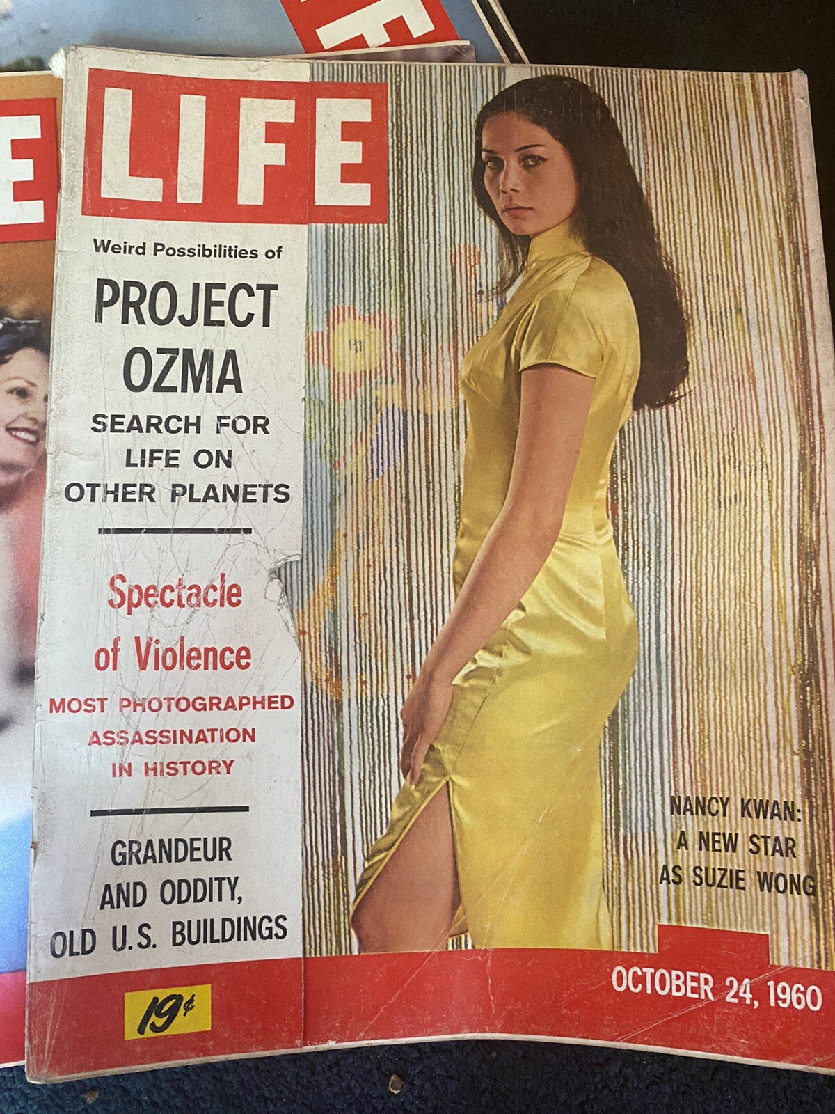 VTG LIFE Magazine:  Random Lot of 10 Magazines from 60s – early 1970s Sale!