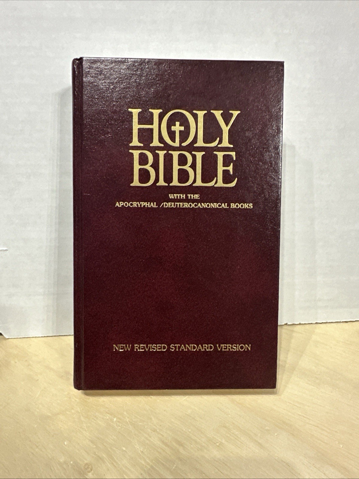 Holy Bible with the Apocryphal / Deuterocanonical Books [New Revised – VERY GOOD