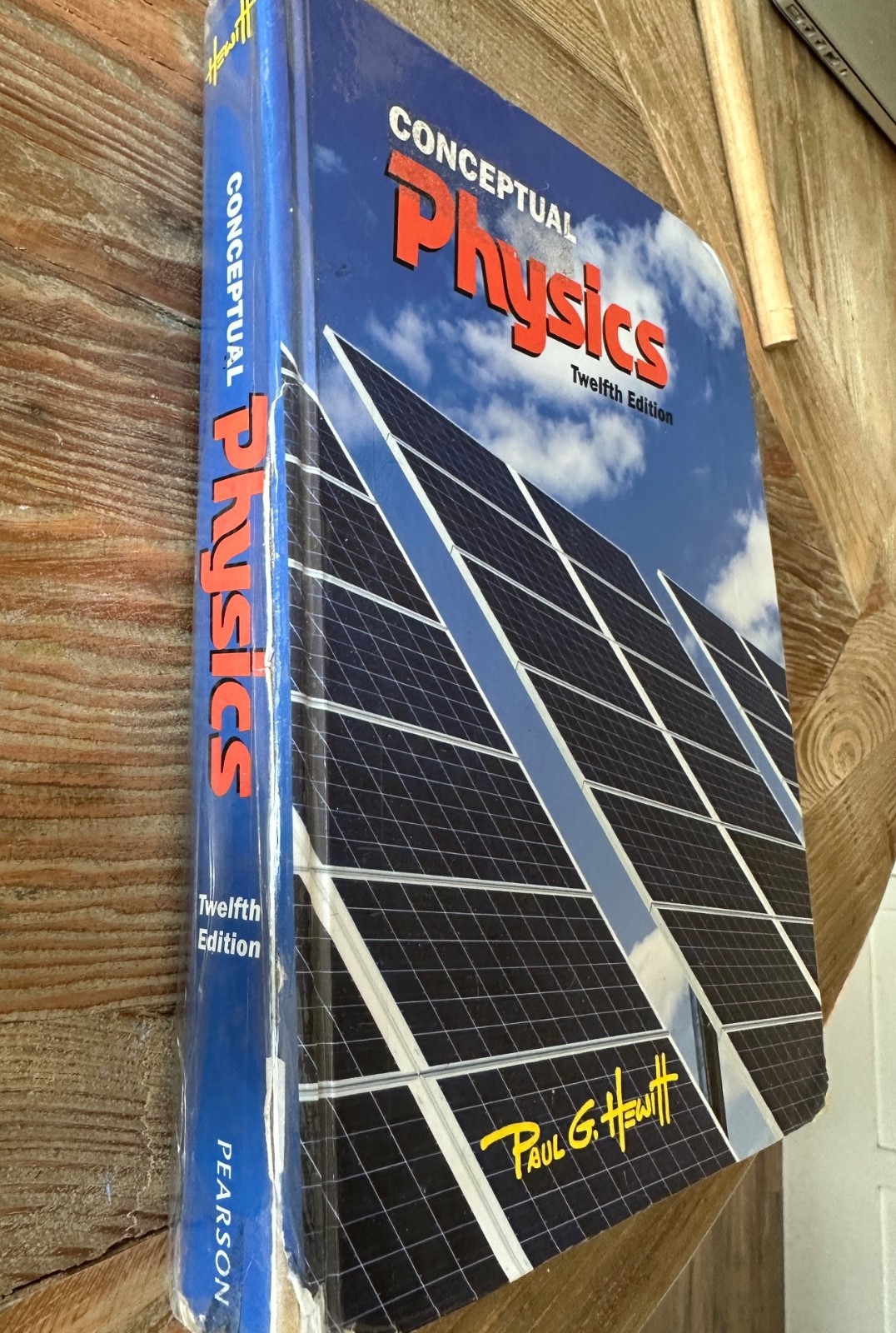 Pearson 12th Edition 722 Page Conceptual Physics Hardcover by Paul Hewitt – 2014
