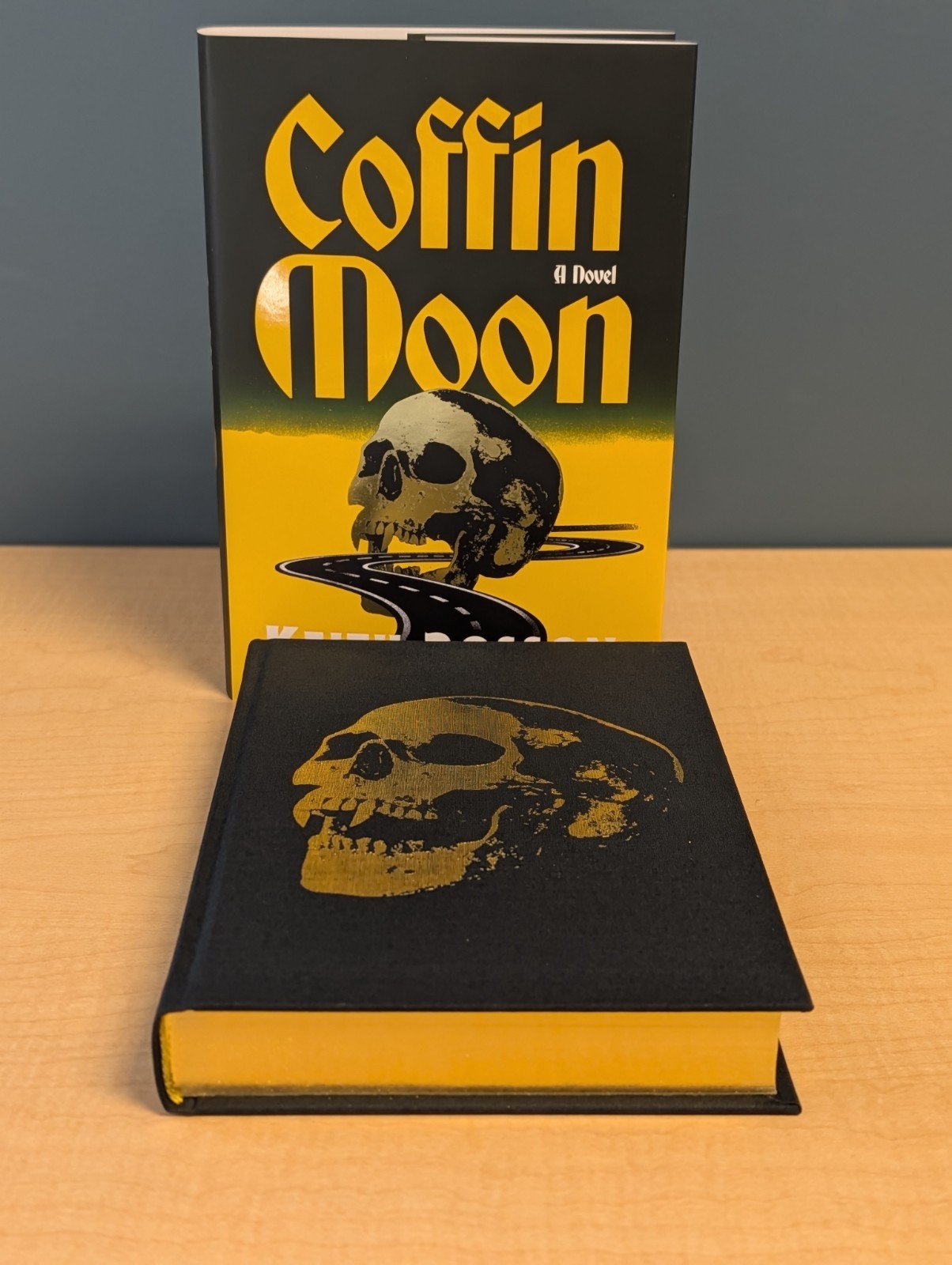 🧛Keith Rosson COFFIN MOON Deluxe SIGNED & NUMBERED Black Crow Books Gilded Edge