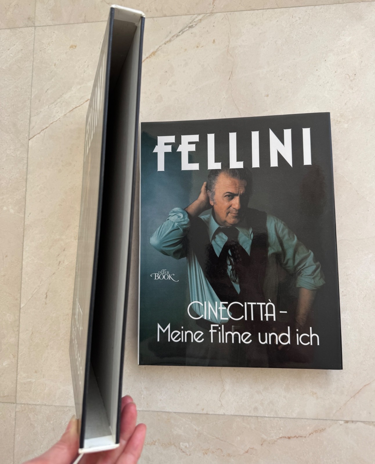 FELLINI Cinecittá – Meine Filme und ich GERMAN BOOK MINT cardboard slip-on cover