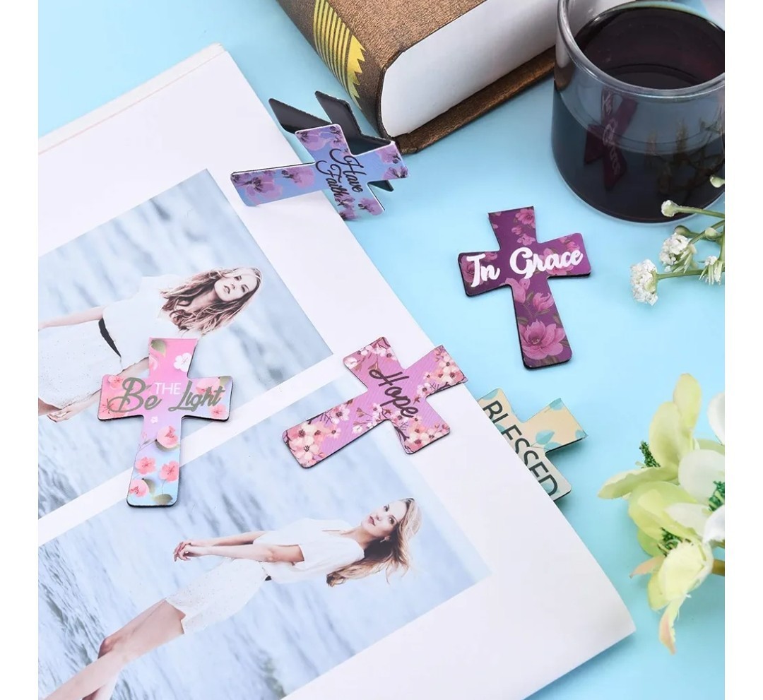 Mini magnetic cross bookmarks set of 16