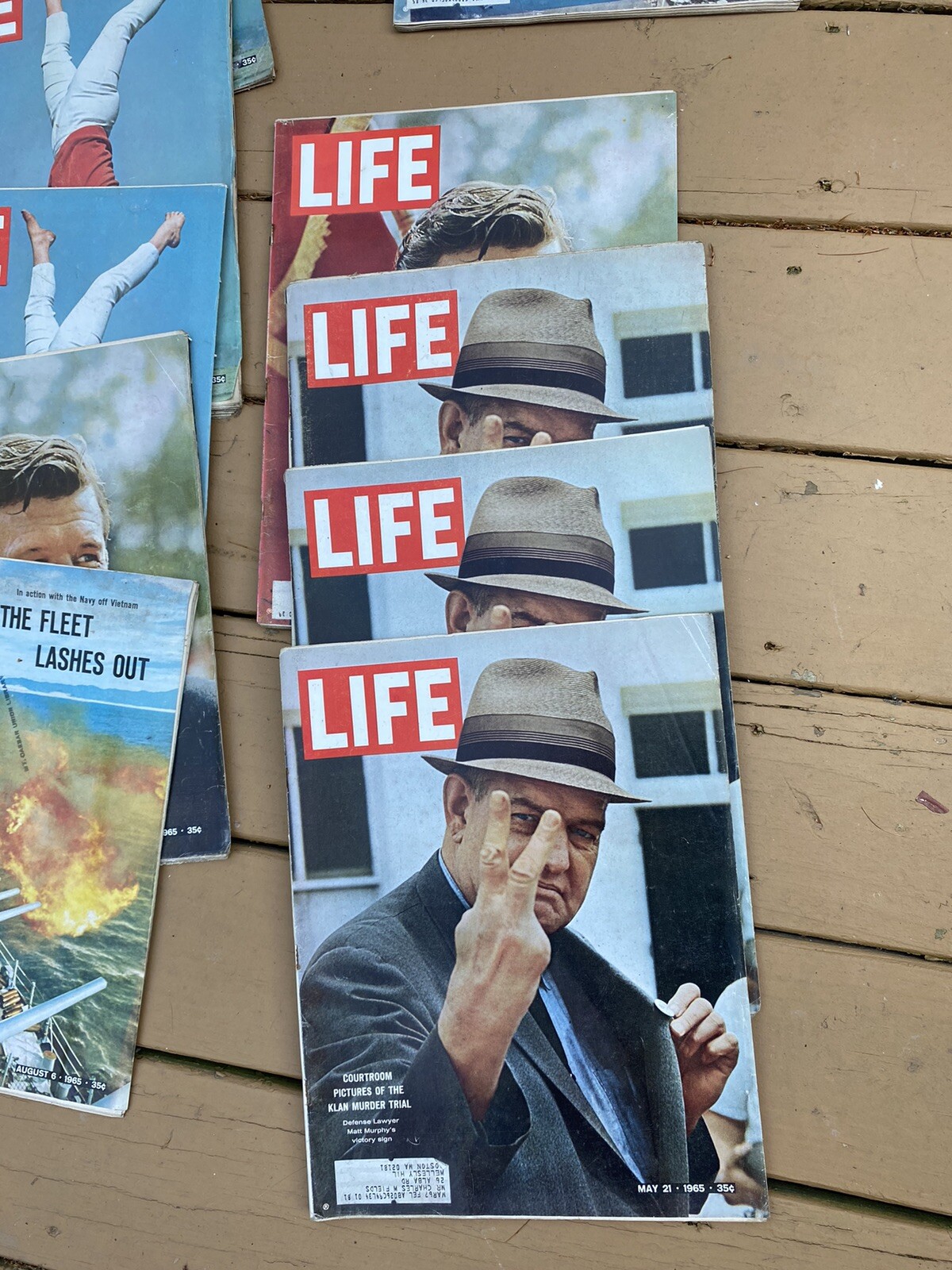 VTG LIFE Magazine:  Random Lot of 10 Magazines from 60s – early 1970s Sale!